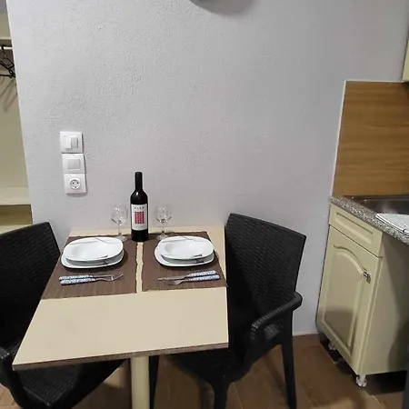 Apartment Studio Dimitri 2 *